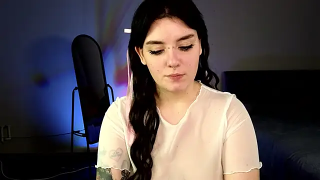 YumiYammy online show from 12/19/24, 04:02