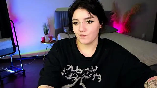 YumiYammy online show from 12/29/24, 03:11