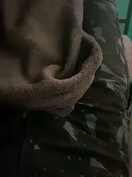 Snapshot of rickzinnxz chatting on 12/30/24, 08:25 rickzinnxz online show from 12/30/24, 08:25