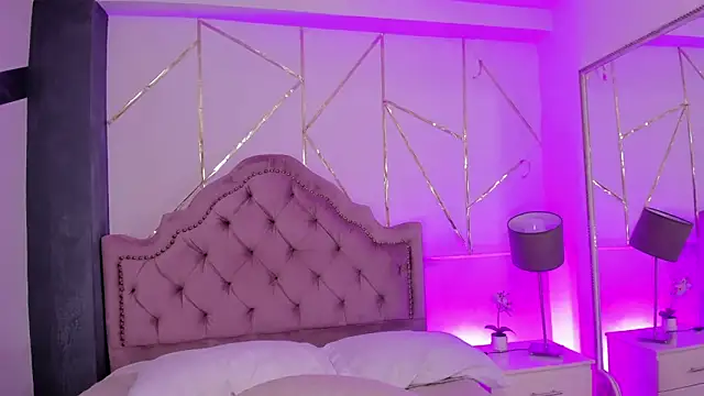 RoseCassie online show from 01/27/25, 07:13