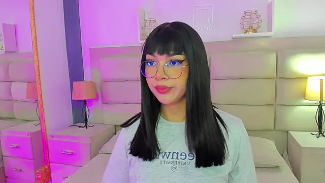 RoseCassie online show from 02/20/25, 01:19