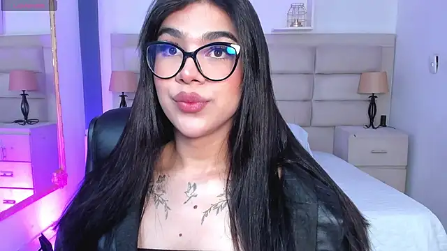 RoseCassie online show from 09/21/25, 01:24