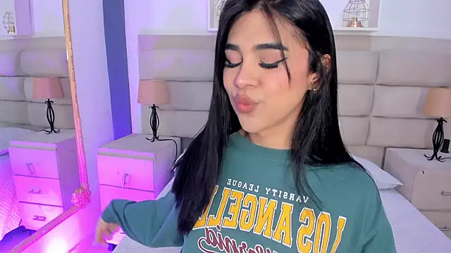 RoseCassie online show from 09/29/25, 01:27