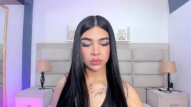 RoseCassie online show from 10/04/25, 01:20