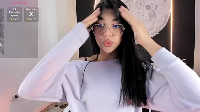 RoseCassie online show from 11/06/25, 01:34