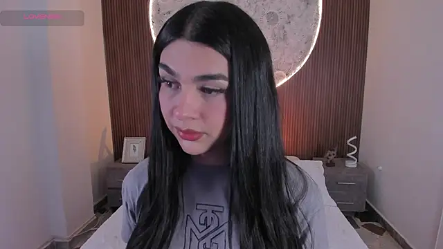 RoseCassie online show from 01/18/26, 02:43