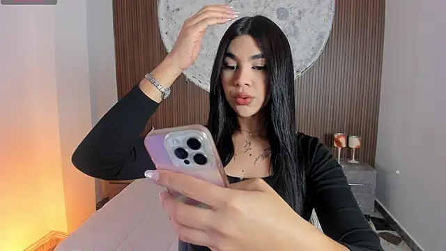 RoseCassie online show from 04/17/26, 02:20
