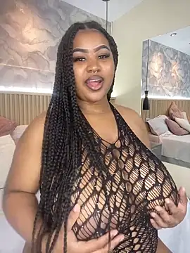 AinaraJimenez online show from 12/17/25, 06:47