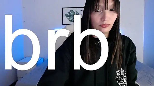 mia collens online show from 11/23/25, 02:00