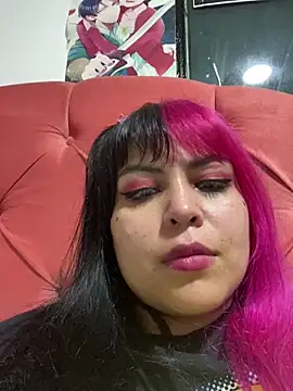 Snapshot of Pinky-Flower chatting on 01/01/25, 06:37 Pinky-Flower online show from 01/01/25, 06:37