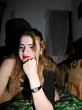 Snapshot of Anne-Mo chatting on 02/19/25, 02:23 Anne-Mo online show from 02/19/25, 02:23