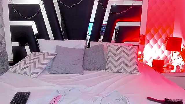 Snapshot of caroo_gomeez chatting on 02/19/25, 06:00 caroo gomeez online show from 02/19/25, 06:00