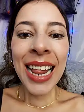 evaFiore online show from 10/31/25, 05:03