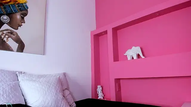 Snapshot of KendalPrince chatting on 10/03/25, 01:41 KendalPrince online show from 10/03/25, 01:41