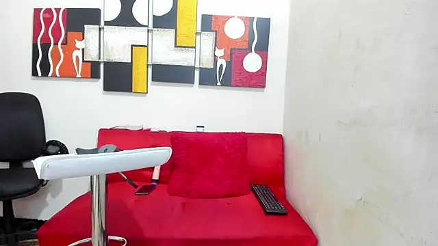 Snapshot of Mariana_16_ chatting on 01/28/25, 01:18 Mariana 16 online show from 01/28/25, 01:18