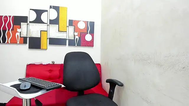 Snapshot of Mariana_16_ chatting on 01/29/25, 01:27 Mariana 16 online show from 01/29/25, 01:27