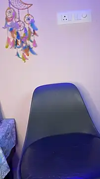 honeyboobies7249 online show from 04/14/26, 07:31