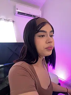 Lily Woodz online show from 04/09/26, 07:08