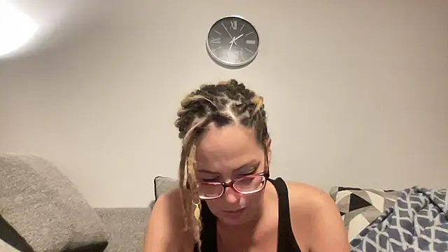 skarfos1babe69 online show from 12/29/24, 06:24