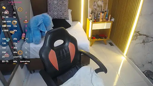 ARYAMORGAN1 online show from 11/01/25, 03:08