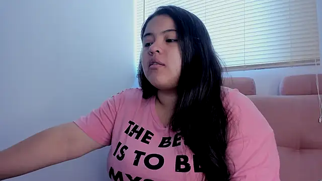 lizzie c online show from 10/23/25, 01:43