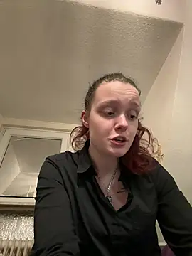 Snapshot of milabandolero chatting on 12/29/24, 06:16 milabandolero online show from 12/29/24, 06:16