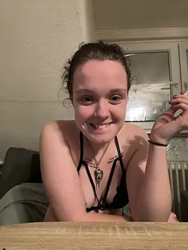 Snapshot of milabandolero chatting on 01/04/25, 10:24 milabandolero online show from 01/04/25, 10:24