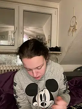 Snapshot of milabandolero chatting on 01/18/25, 08:09 milabandolero online show from 01/18/25, 08:09