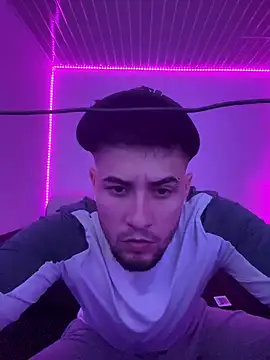 Snapshot of miia-liiam chatting on 01/16/25, 02:30 miia-liiam online show from 01/16/25, 02:30