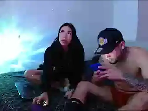 Snapshot of miia-liiam chatting on 02/13/25, 05:48 miia-liiam online show from 02/13/25, 05:48