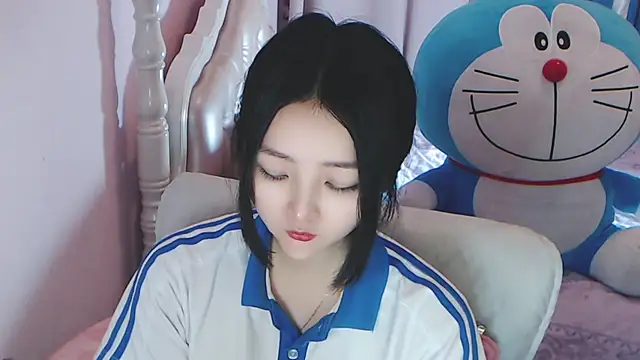 xiao-xiao-D online show from 02/20/25, 11:31