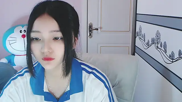 xiao-xiao-D online show from 02/25/25, 05:19