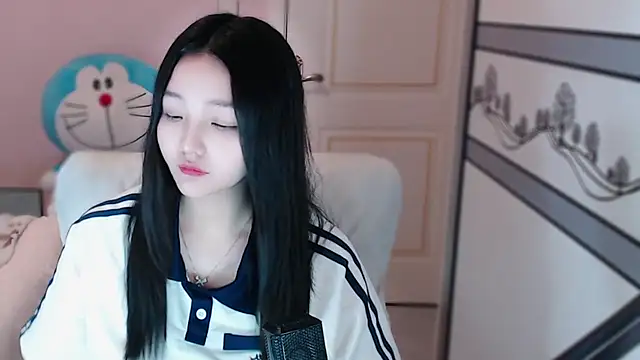 xiao-xiao-D online show from 03/02/25, 04:50