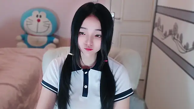 xiao-xiao-D online show from 10/20/25, 10:27