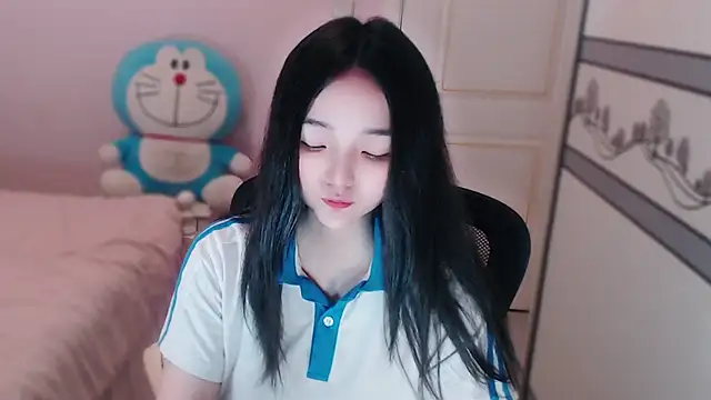 xiao-xiao-D online show from 10/26/25, 05:35