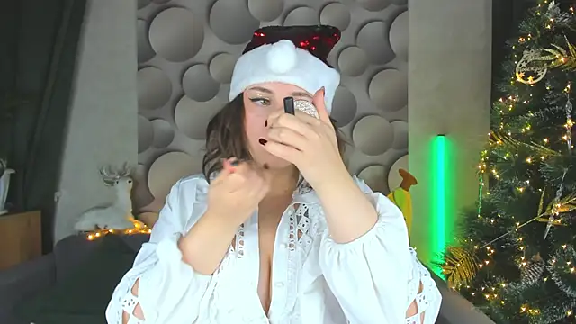 Cute smile sharon online show from 12/31/24, 04:04