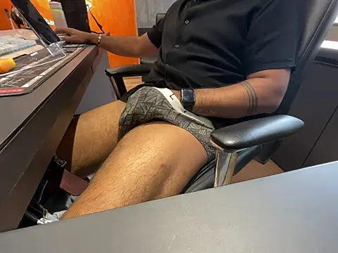 Nil Talreja online show from 11/12/25, 09:10