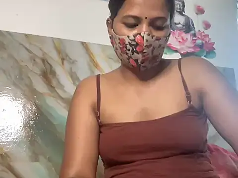 Tamil Sanjana  online show from 10/12/25, 02:32