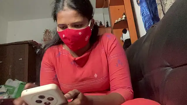 Tamil Sanjana  online show from 01/09/26, 07:59