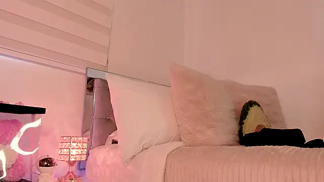 Alissonroses online show from 05/21/26, 01:40