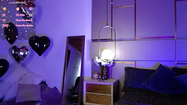 Sienna Blake  online show from 11/08/25, 07:56