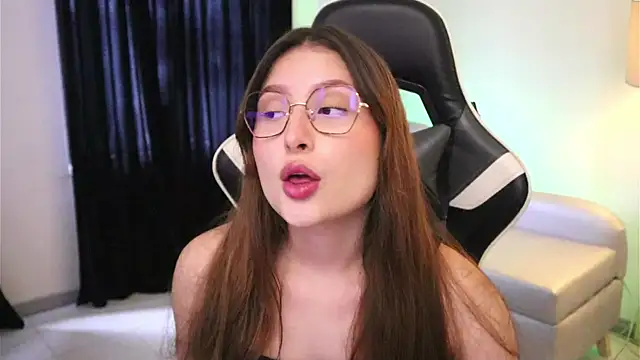 Daisha Riley online show from 11/03/25, 02:29