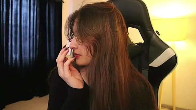 Daisha Riley online show from 11/04/25, 03:33