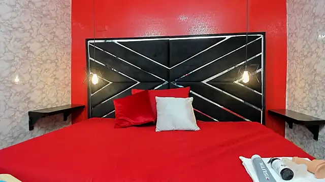 SEXY HOTTIE   online show from 01/04/25, 03:07