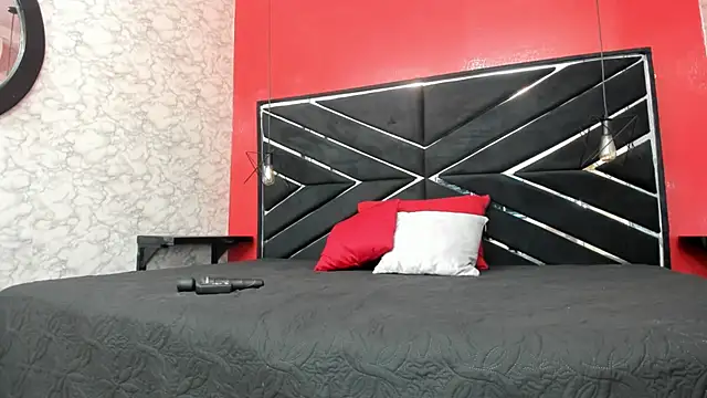 SEXY HOTTIE   online show from 01/11/25, 12:18