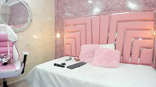 SEXY HOTTIE   online show from 01/26/25, 03:47