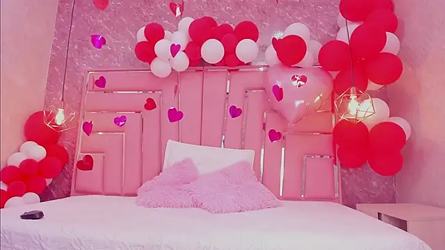 SEXY HOTTIE   online show from 02/24/25, 12:37