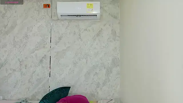 dani-lue online show from 05/14/26, 02:13