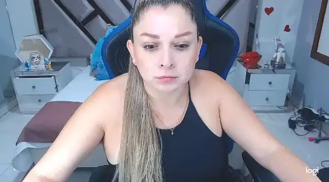 Snapshot of natalia5560 chatting on 01/27/25, 12:26 natalia5560 online show from 01/27/25, 12:26