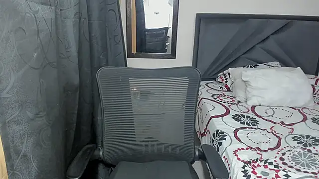 natalia5560 online show from 05/14/26, 07:53